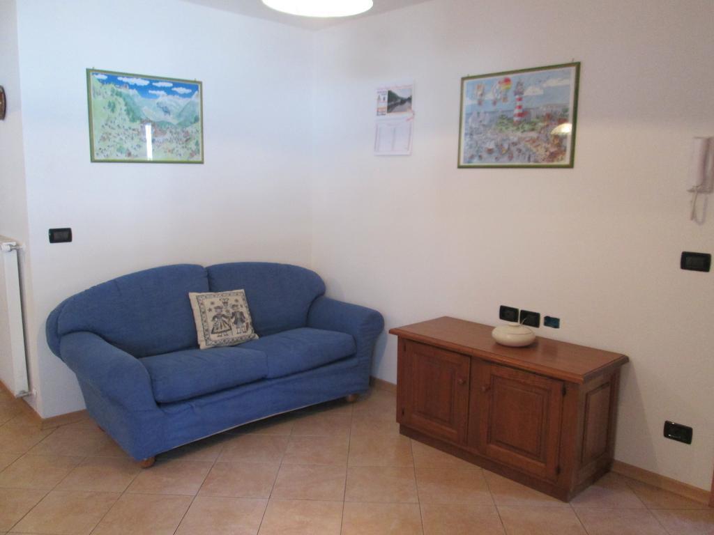 Debora Apartment Roncegno Room photo